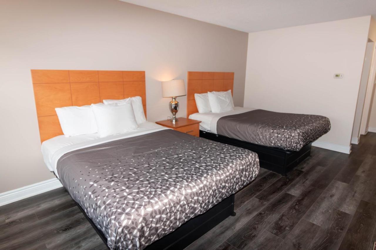 Borden Inn And Suites Angus Ngoại thất bức ảnh