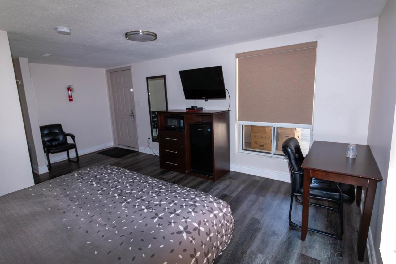 Borden Inn And Suites Angus Ngoại thất bức ảnh