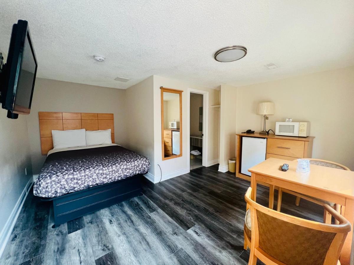 Borden Inn And Suites Angus Ngoại thất bức ảnh